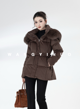 MD依诺【雪羽倾城】2025冬季新款显瘦气质百搭厚实收腰羽绒服外套