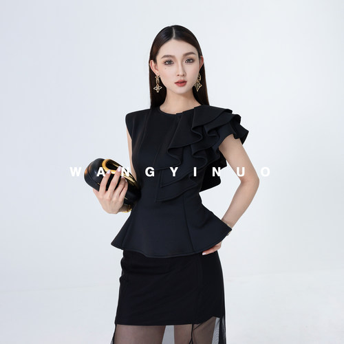 MD依诺【梦屿之花】2026夏季款时尚百搭显瘦设计感拼接休闲上衣
