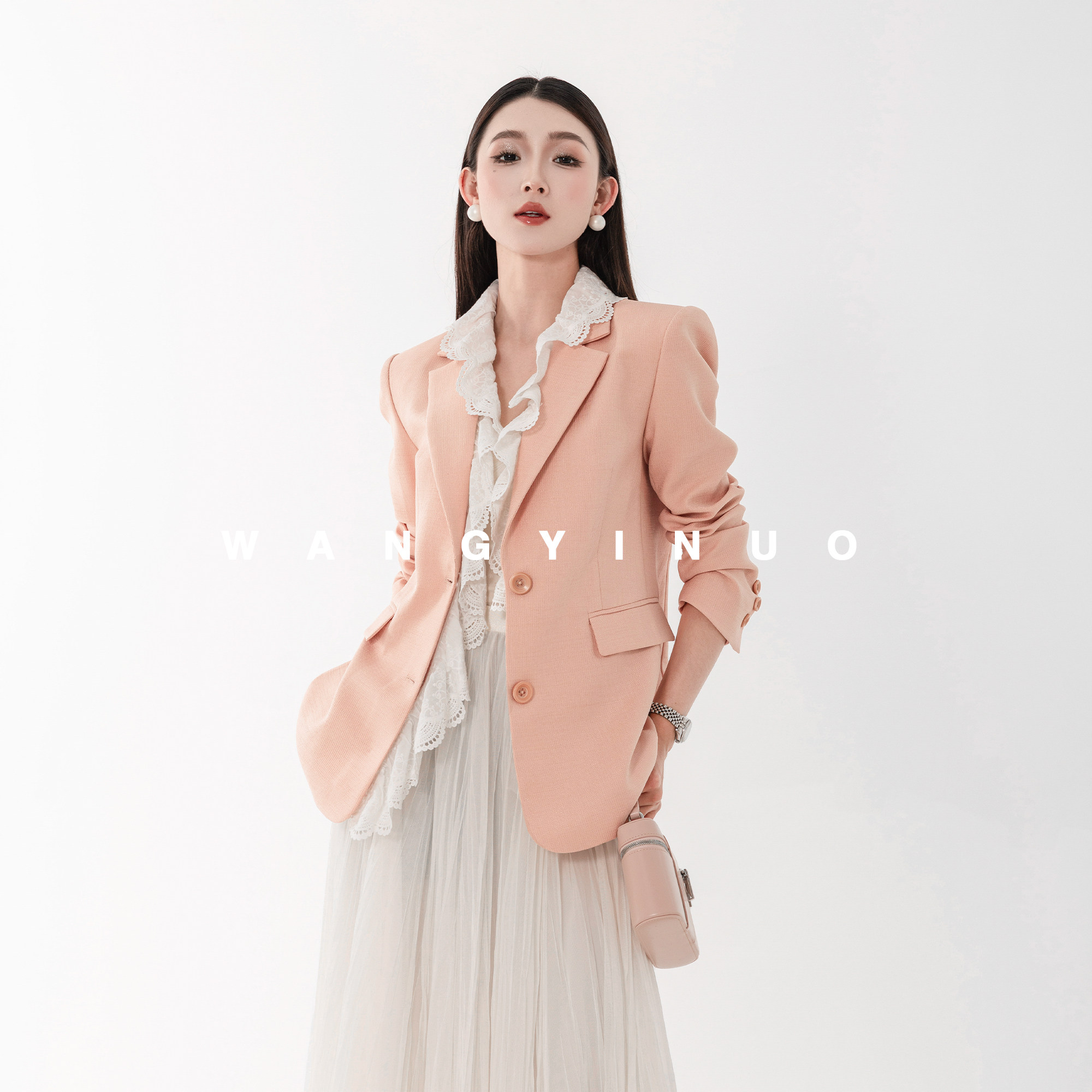 MD依诺【主角风采】2026春季新款轻奢设计师显瘦质感西装长袖外套