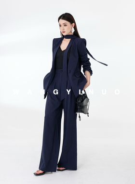 MD依诺【赫本花园】2026春季新款轻职气质时尚条纹设计师西服套装