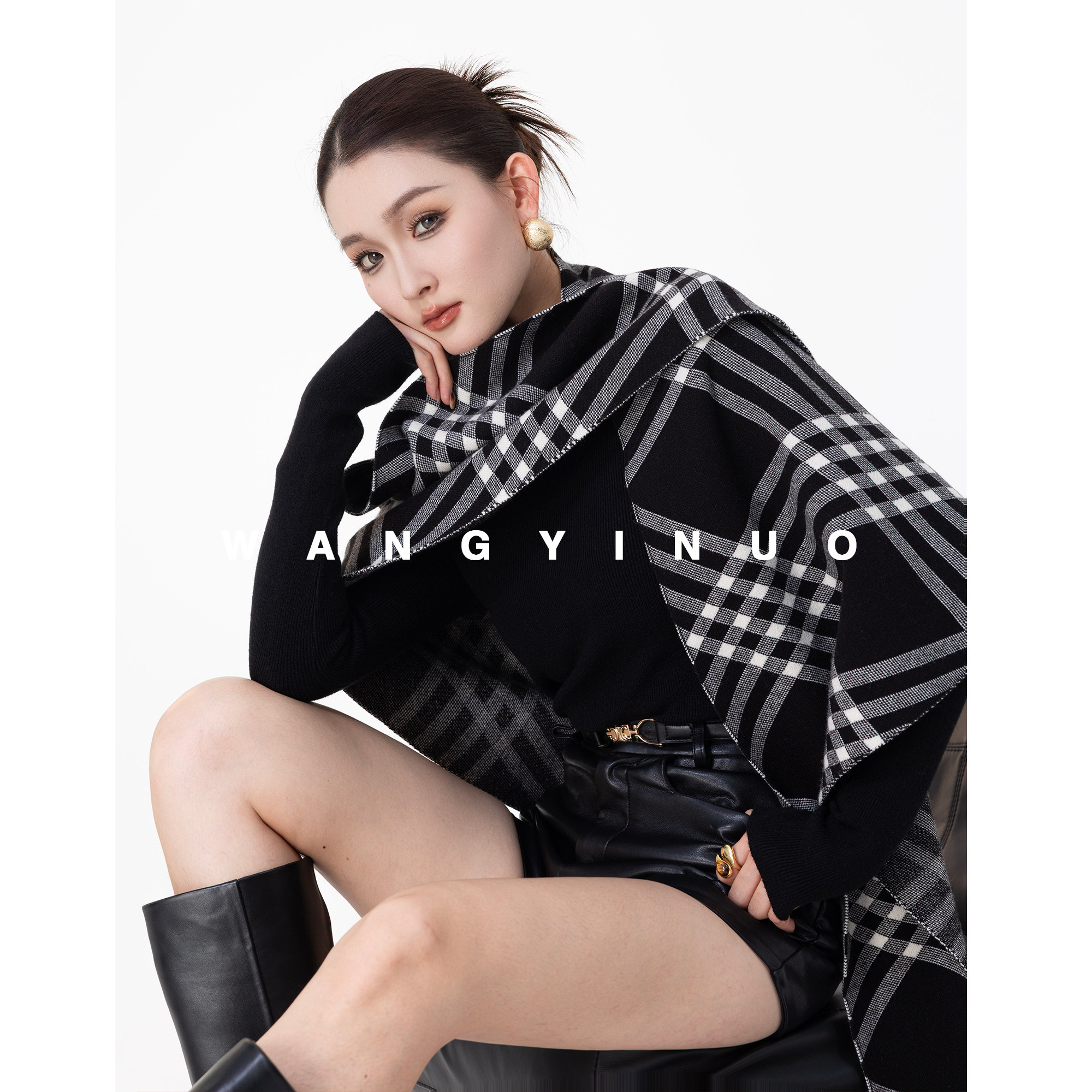 MD依诺经典韩版格纹披肩针织衫修身显瘦长袖立领打底衫复古两件套