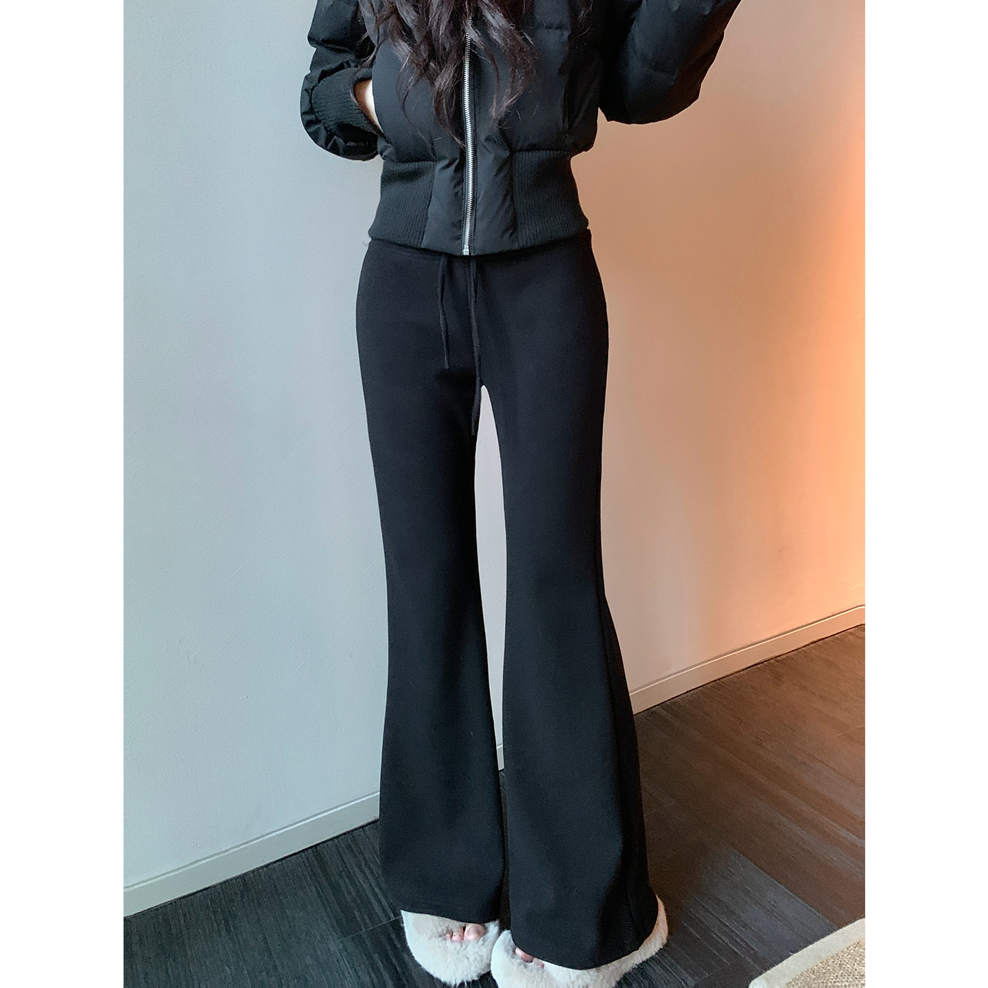 Norain不下雨 11/24 新品85折 巨修身显瘦显高微喇休闲裤