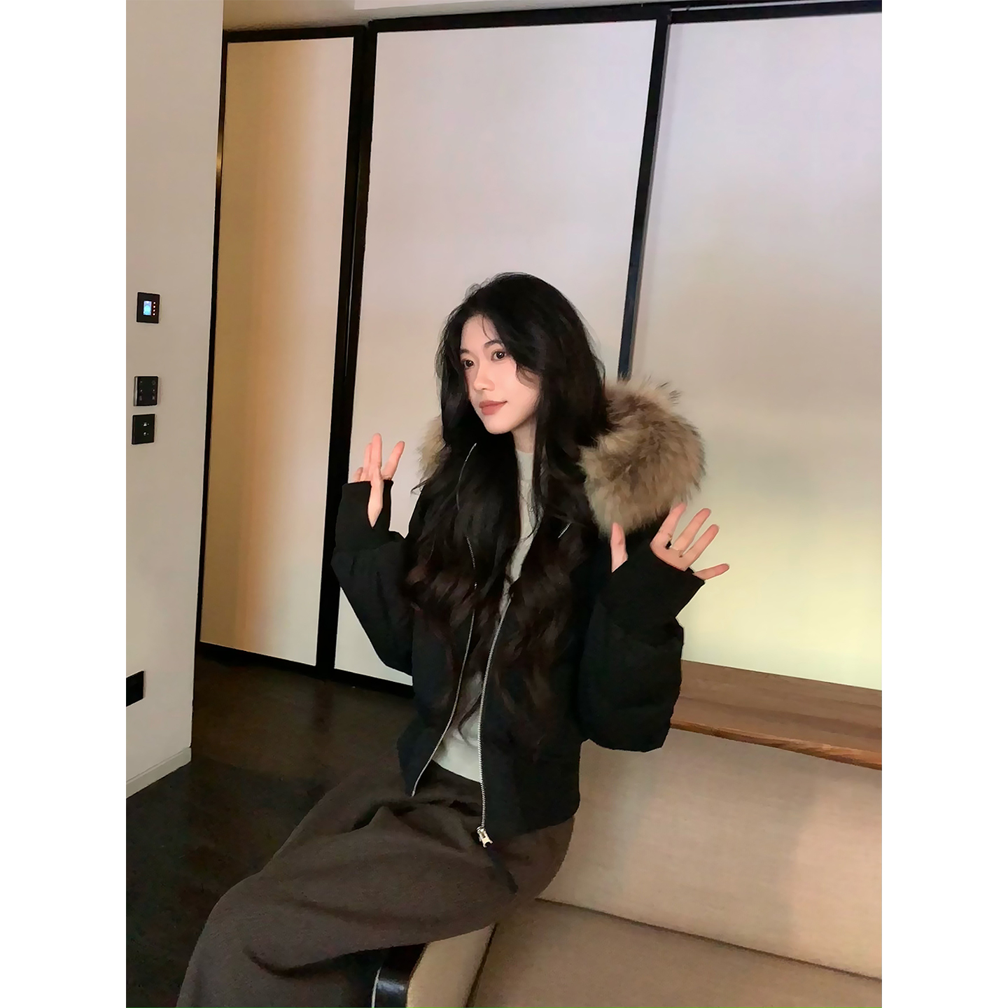 Norain不下雨黑色貉子毛毛领90白鸭绒短款羽绒服女冬新款收腰外套