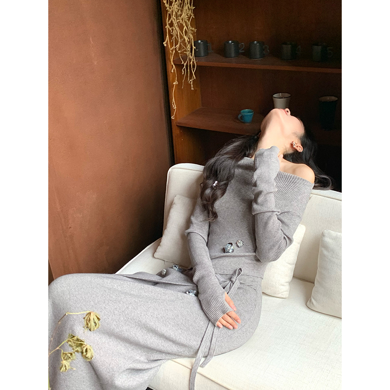 现货7折清仓/早秋针织毛衣套装女一字肩不规则上衣绑带半身长裙