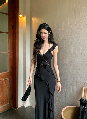 Norain不下雨黑色不规则蕾丝拼接收腰包臀鱼尾吊带裙连衣裙长裙女