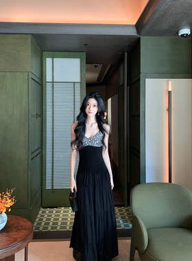 Norain不下雨手工亮片拼接黑色吊带连衣裙女春季新款漂亮修身长裙