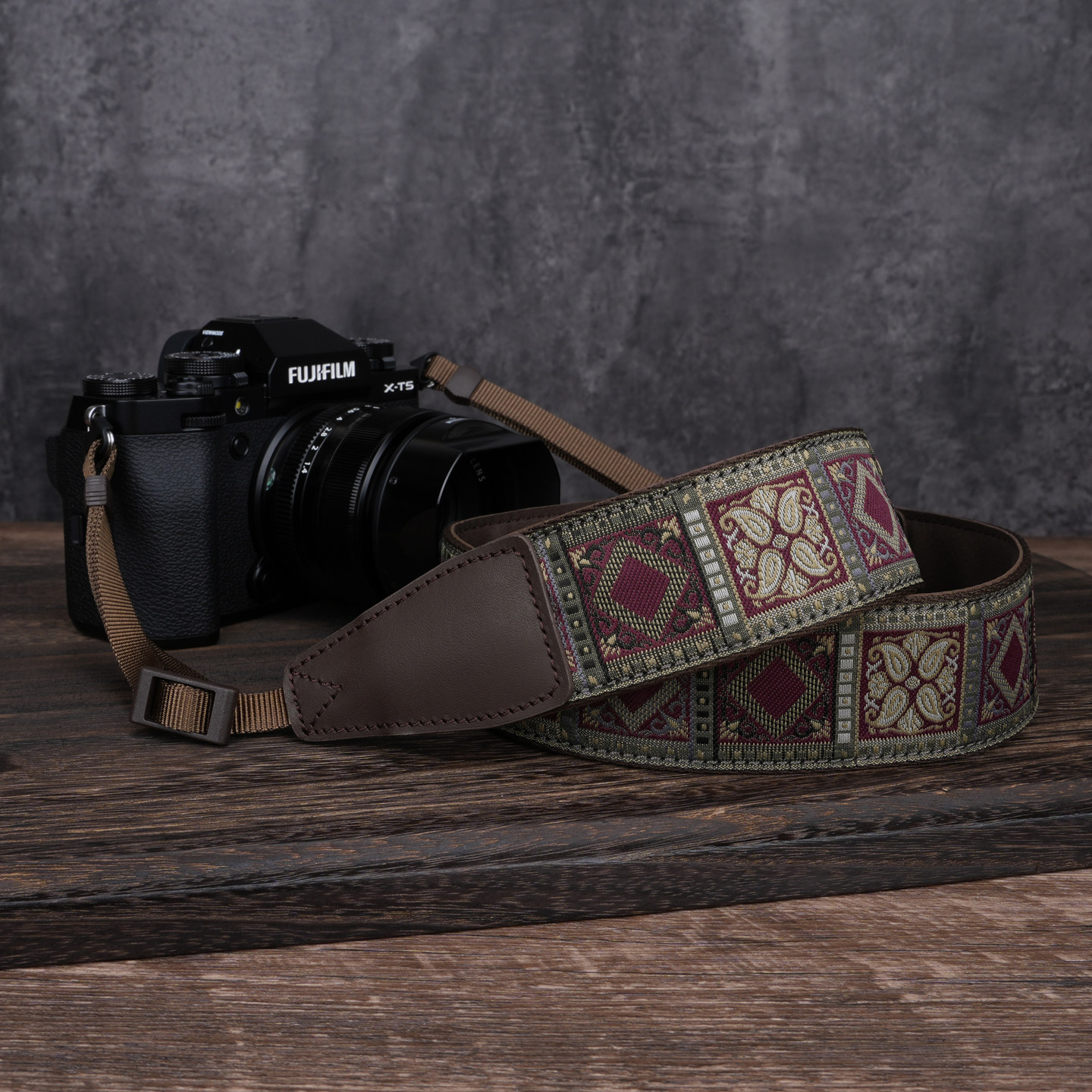 cam-in复古民族风绣花相机背带摄影肩带适用富士XT5尼康Z30索尼a7