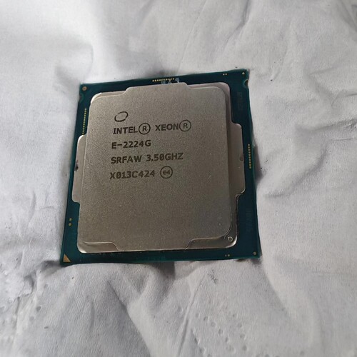【8代至强】 Xeon E-2224G处理器，原装