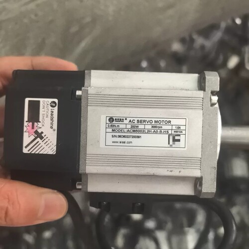 雷赛200W伺服电机ACM6002L2H，带420mm线长插