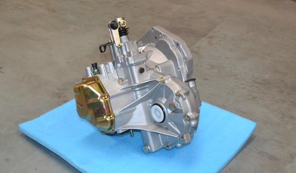 原装 奇瑞qq3 0.8排量372发动机用qr512变速箱总成qq变速箱