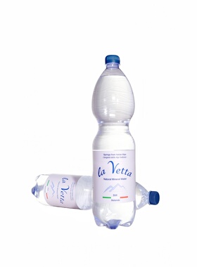 La Vetta （圣夸爱娃）天然饮用水家庭装6x1500ml