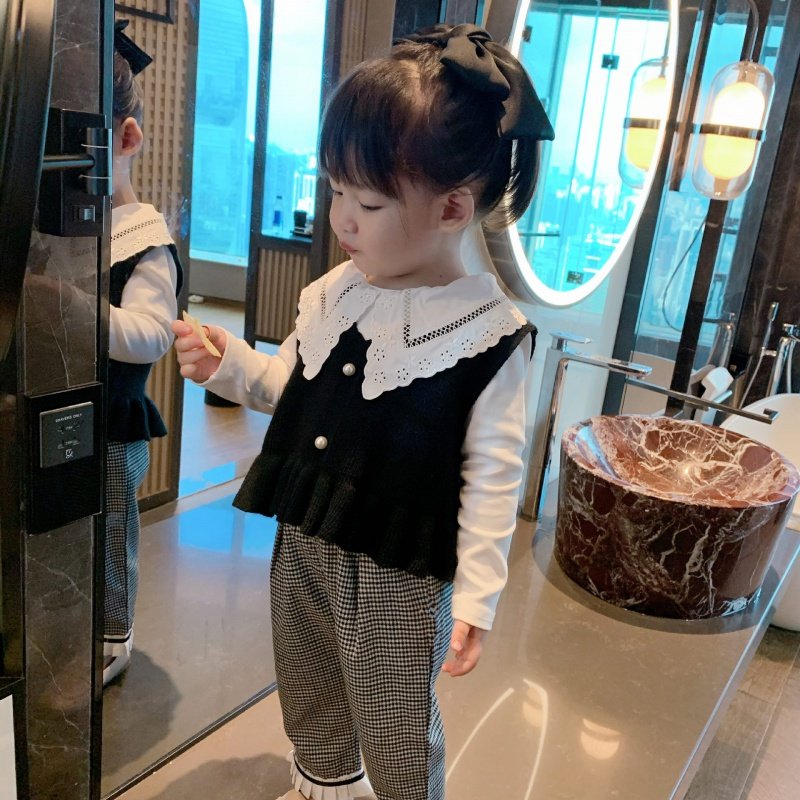 Girls vest 2021 spring and autumn children Exorcism vest Cardigan Children girl knitting sweater go out fashionin the Women's clothing/Boutique , Sweaters  category - from Buy2taobao.com to provide professional Taobao agent buy service