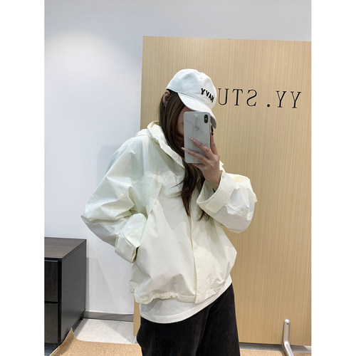 南北家 春季新款防风立领茄克女宽松休闲长袖连帽夹克外套S484709