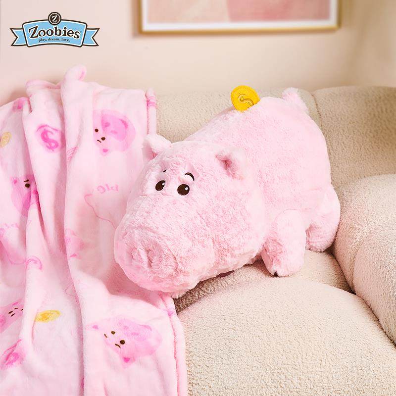 正品迪士尼zob女ies草莓熊玩抱枕毯子三合o一毛绒公仔玩具男礼偶