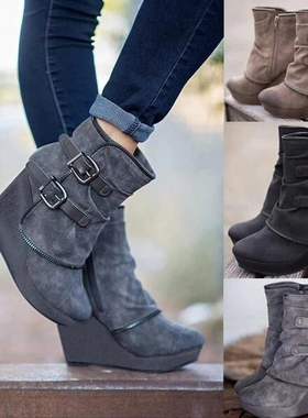 Female leather boots with sloping and oversized boots 短靴
