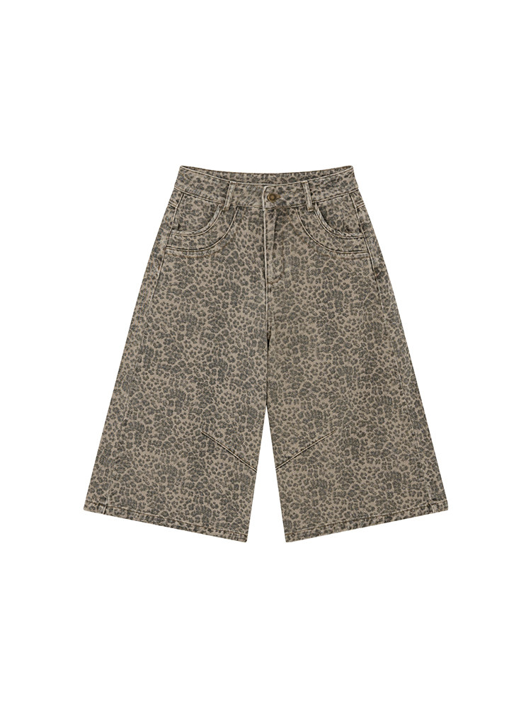 Leopard print wide-leg shorts on a white background