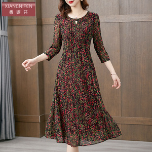 香妮芬高端台湾网纱收腰显瘦连衣裙女2026新款春季时尚洋气妈妈装