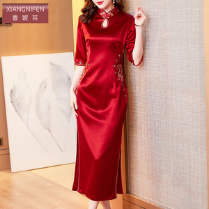 香妮芬高端醋酸妈妈婚宴礼服连衣裙2026春季新喜婆婆精致气质旗袍