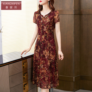 香妮芬高端连衣裙奢华精致中年妈妈洋气2026新款夏季收腰显瘦裙子