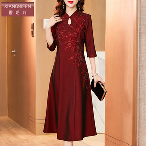 香妮芬高端妈妈婚宴礼服2026新款春季高贵优雅连衣裙喜婆婆宴会装