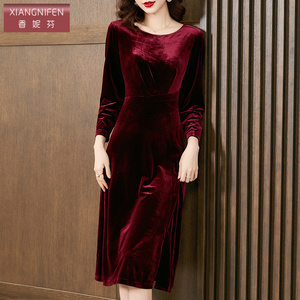 香妮芬红色丝绒妈妈连衣裙女2026新款春季修身收腰阔太太高贵优雅