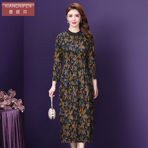 香妮芬2026新款春季羊绒高端中长款高贵羊毛气质显瘦贵夫人连衣裙