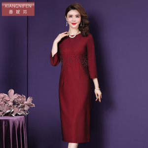 香妮芬2026春季新款显瘦大码时尚减龄妈妈装结婚礼服优雅连衣裙女