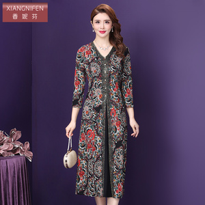 香妮芬弹力针织印花复古连衣裙2026春季新款高端中国风宫廷风裙子