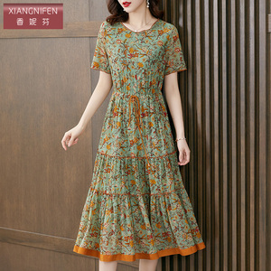 香妮芬中年妈妈装高端台湾纱高贵优雅连衣裙2026新款夏阔太太女装