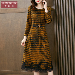 香妮芬时尚洋气2026春季新款高端轻奢中年妈妈休闲连衣裙气质减龄