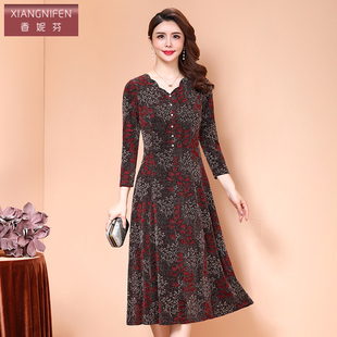 香妮芬中年妈妈连衣裙2025早春新款弹力金线中长裙气质显瘦裙子女