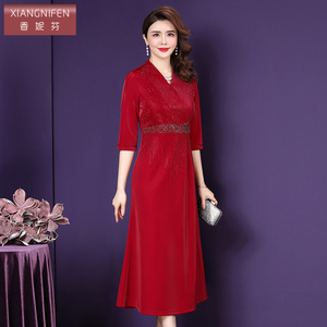 香妮芬品牌婚礼妈妈高贵红色女装2026春季新款手工钉珠婚宴连衣裙