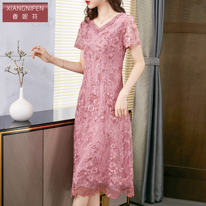 香妮芬高贵优雅v领时尚洋气妈妈连衣裙女2026新款夏装重工刺绣裙
