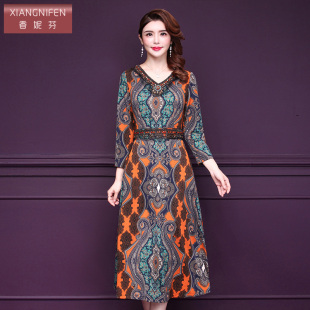 50岁过膝蕾丝收腰中长裙 连衣裙40 香妮芬2026春秋新款 中年妈妈装