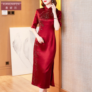 香妮芬2026春季新款醋酸材质妈妈婚宴礼服贵夫人连衣裙高端中长裙