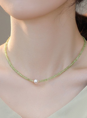 翠绿橄榄石刻面轻奢复古项链小众吊坠锁骨链简约高级百搭款女贝珠
