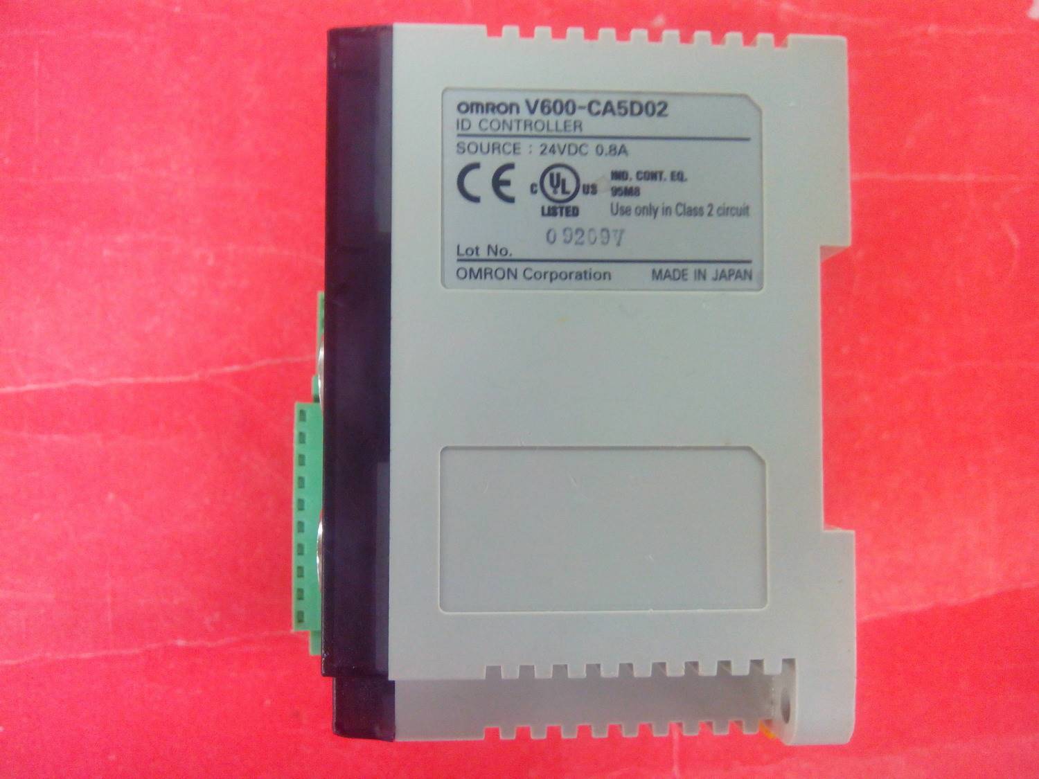 PLC V600-CA5D02 V680-CA5D02-V2询价