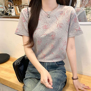宽松印花正肩女士t恤新款 女装 2026夏季 气质高档上衣 百搭妈妈短袖