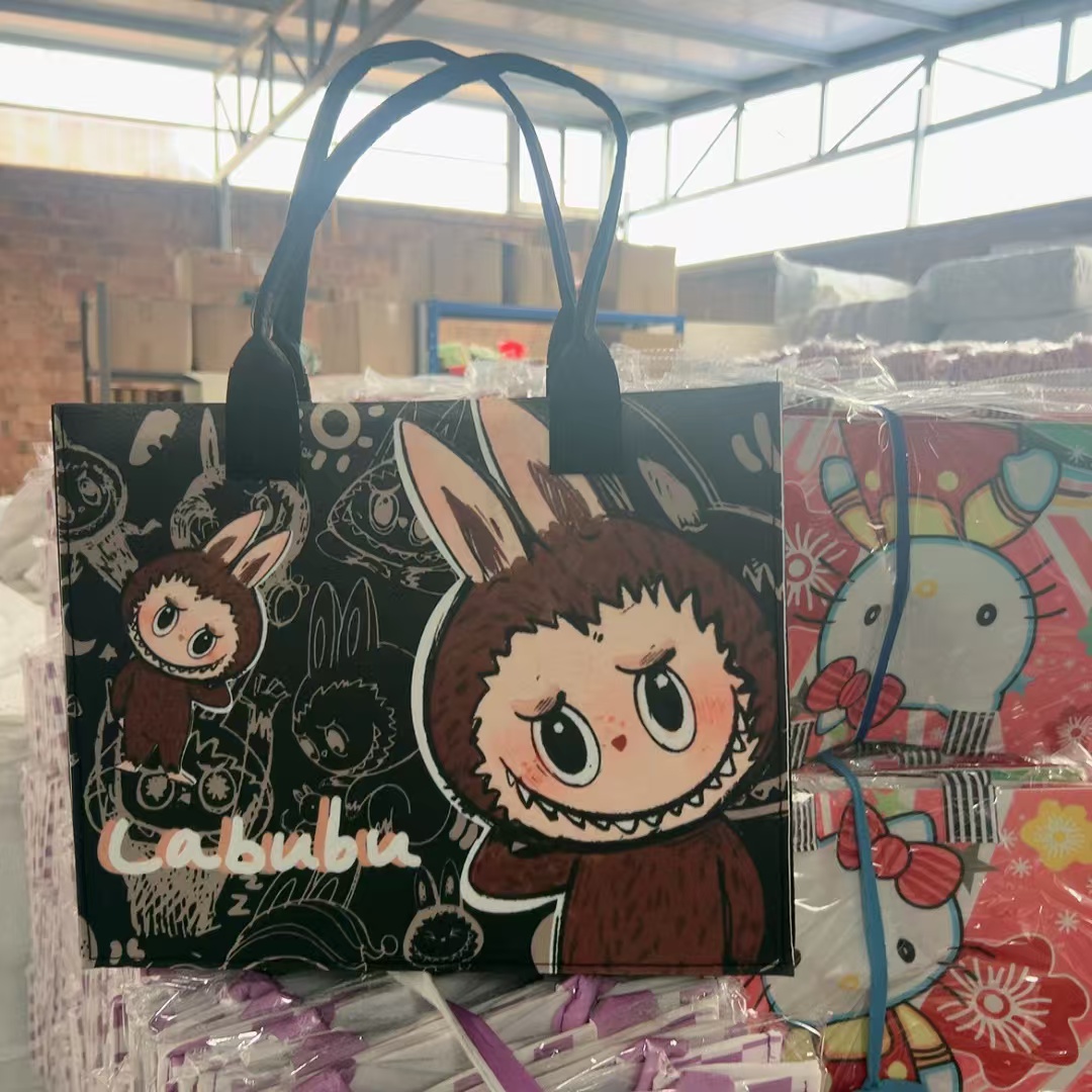 新款毛泡泡玛特labubu拉布布毛毡包城市乐园单肩包购物女包手提袋