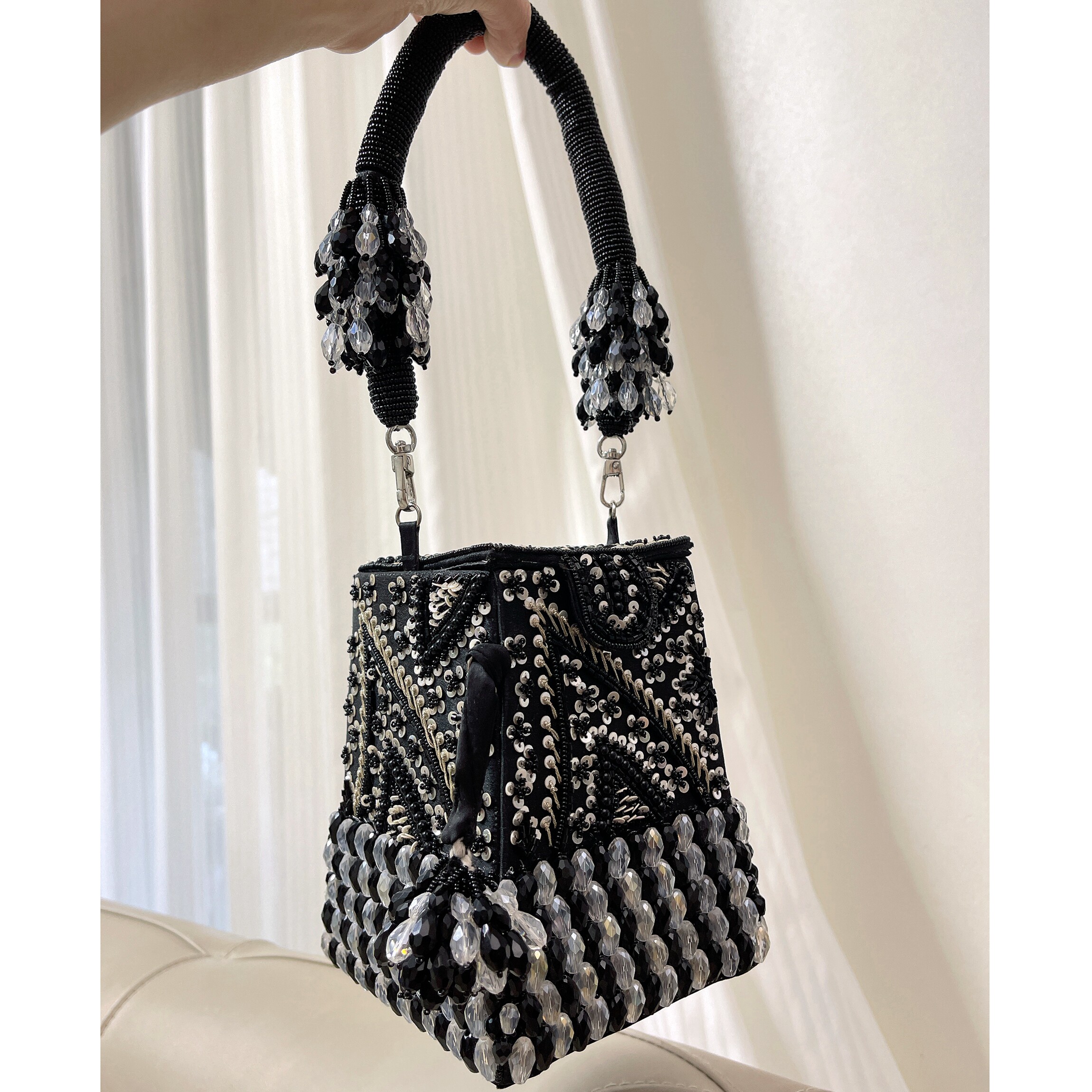现货印度手工钉珠太阳手提袋珠绣爱心斜跨单肩腋下盒子包串珠亮片
