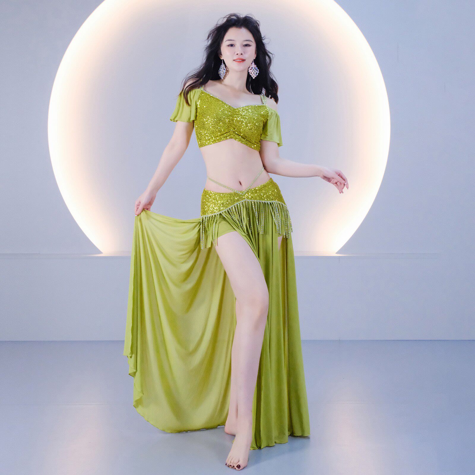 绿色亮片流苏肚皮舞演出套装女图片