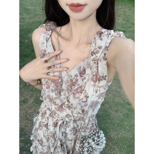 法式 小个子海边度假长裙 荷叶边碎花吊带连衣裙两件套装 夏2025新款