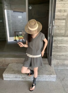 欧洲站2026夏季新款韩版时尚百搭V领短袖上衣+高腰显瘦短裤套装女