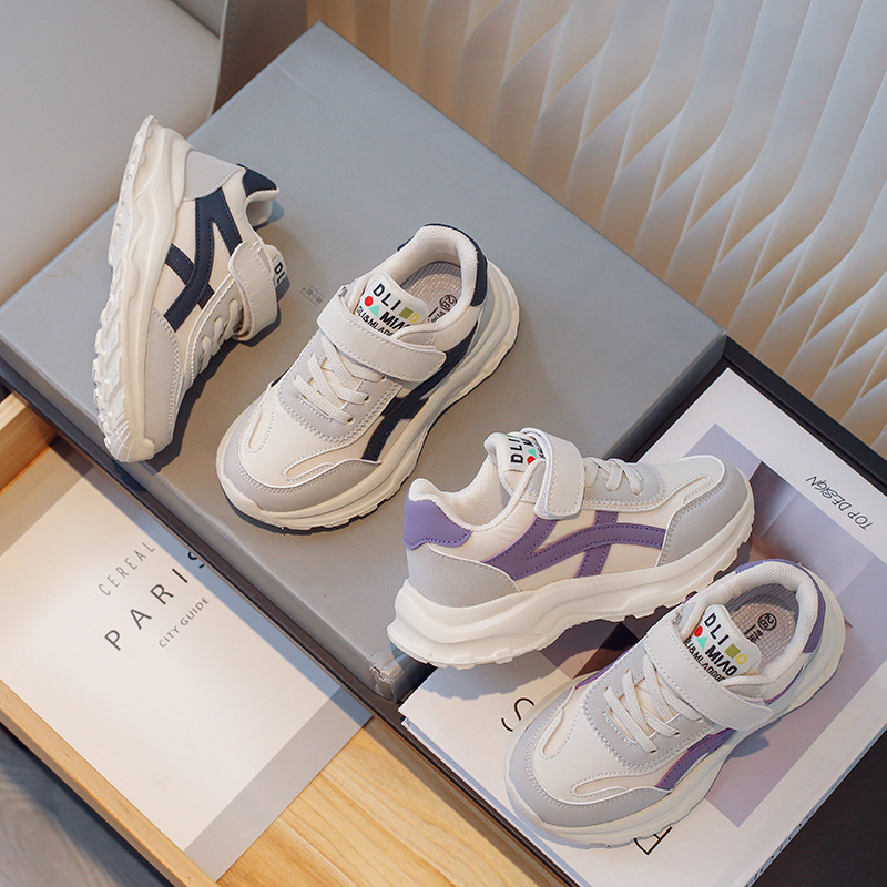 儿童运动鞋2024秋季新款男童魔术贴超轻跑步鞋女童软底防滑休闲鞋