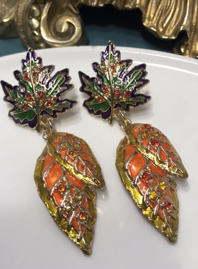 Lunch at the ritz设计师橙色挂机枫叶耳环合金材质电镀18k金