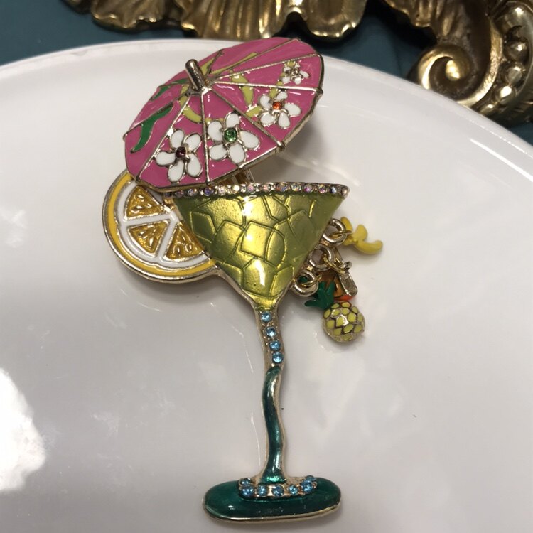 lunch at the ritz设计师柠檬鸡尾酒粉色胸针合金电镀18k金材质