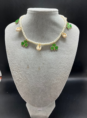 绿色三叶草小清新海螺白色琉璃珍珠短款项链 长度45厘米左右