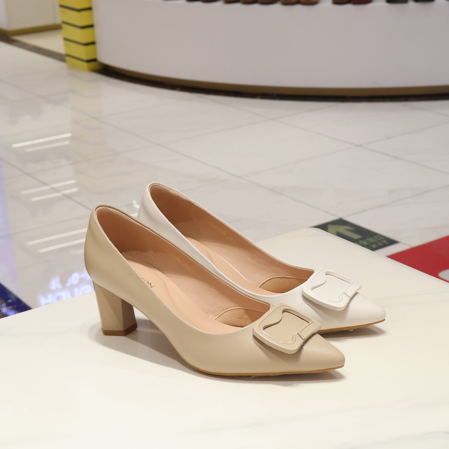 HS267189 HARSON哈森女鞋  2026年春 粗高跟 单鞋 商场专柜同款,女鞋,婚鞋,淘宝优惠券,粉丝福利购,淘宝优惠卷