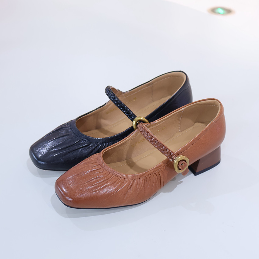 HARSON哈森女鞋 HL254105 2025年秋款搭扣单鞋 商场新品