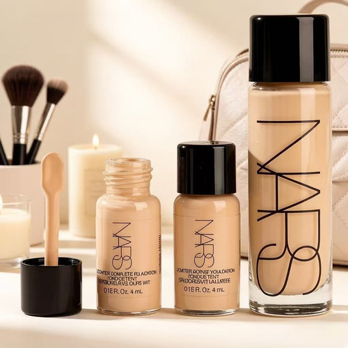 Nars/纳斯超方瓶粉底液小样